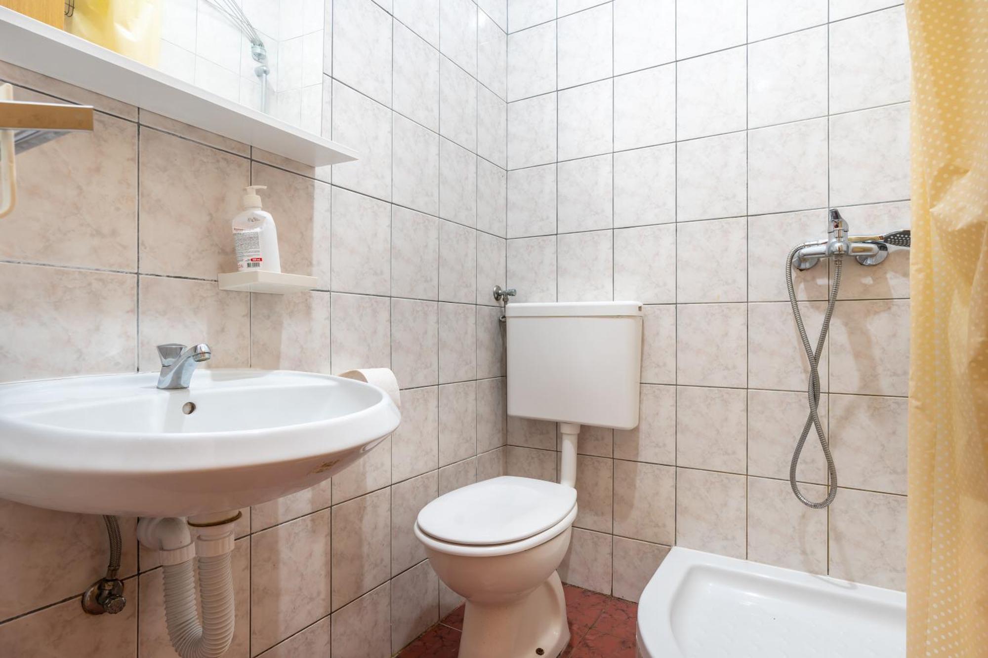 Apartments And Rooms Breeze Neum Room photo
